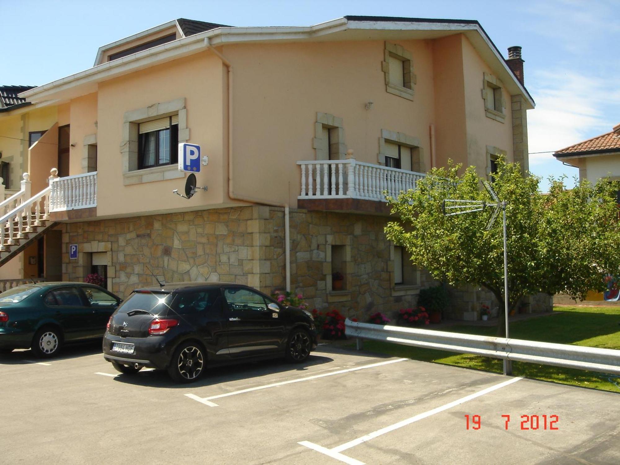 Residencial Santamaria Hotel Sancibrián Exterior foto